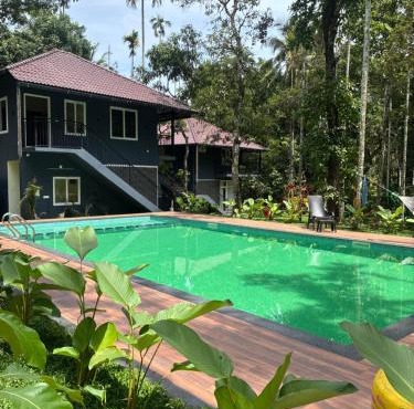 Hidden Bliss Group Retreat Pool Villa
