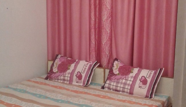 High comfortable home atmospher at prime location with real warm feeling