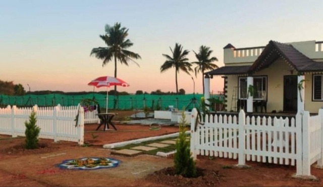 HILL VIEW FARM in Chandenahalli