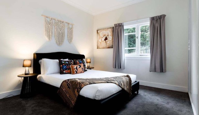 Hillside Retreat Near Launceston CBD in South Launceston