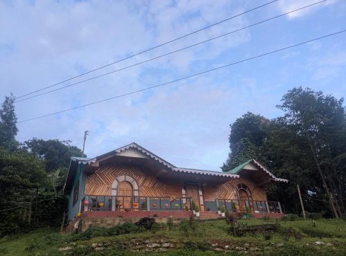 Hilltop Homestay in Nanga