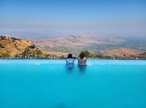 Hilltop Resort and Glamping Wai, Near Panchgani