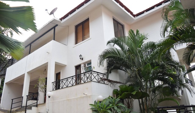 Hilltop Villa With A View Of The Mandovi Backwaters In North Goa, 3 Bedrooms