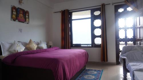 Himview Homestay sarahan