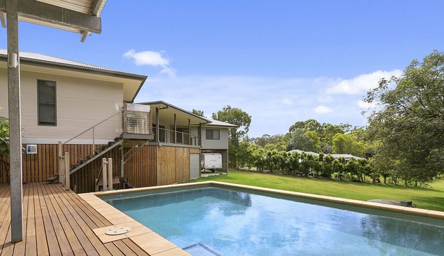 Hinterland Hideaway in Black Mountain