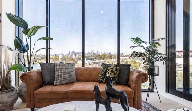 Hip Condo on Maribyrnong River Cityscape Views! in Melbourne