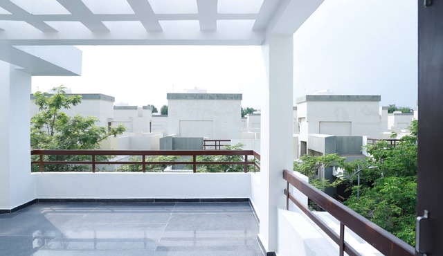 Homesphere Suites