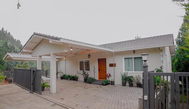 Hope Horizon Luxury Villa By LexStays