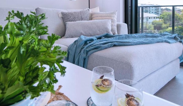 HOT Stylish Costal 3 ensuite apartment on Redcliffe, Brisbane in Redcliffe
