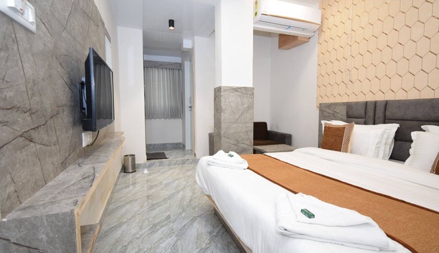 Hotel A1 Vastrapur
