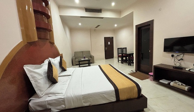 Hotel Akanksha