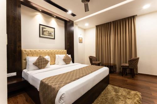 Hotel Aksh Inn