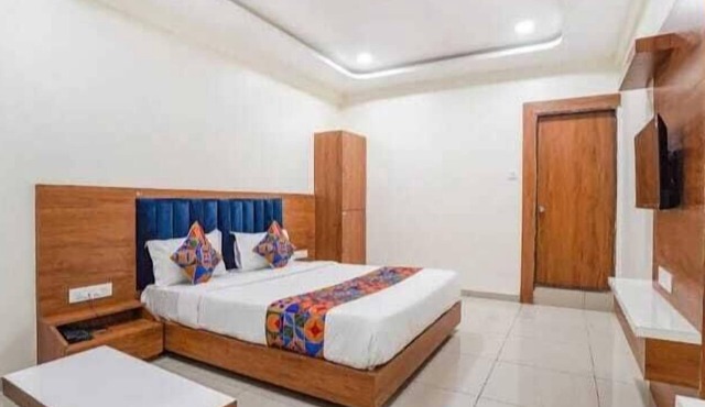 Hotel Akshar Palace