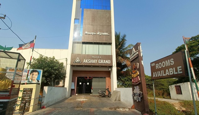Hotel Akshay Grand