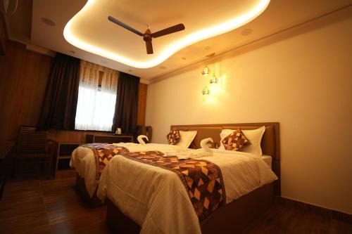 Hotel Alak City