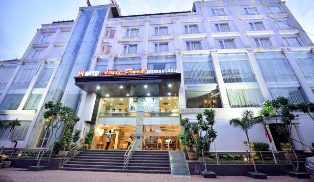 Hotel Amit Park International
