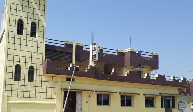 Hotel Anand