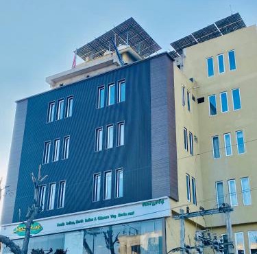 Hotel Ananta