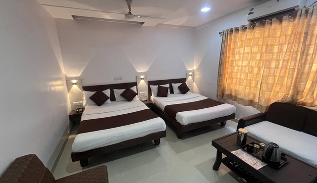 Hotel Anupam