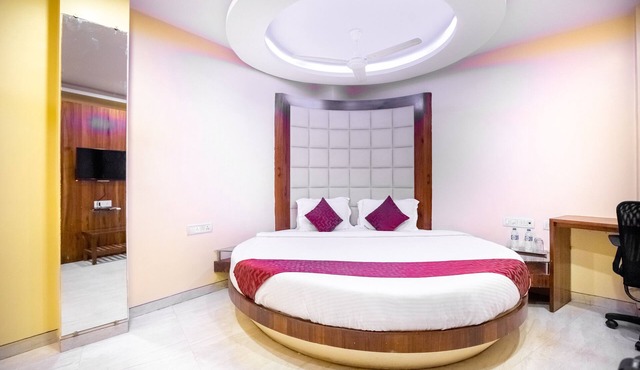Hotel Apex International