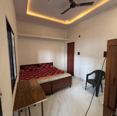 Hotel Ashish