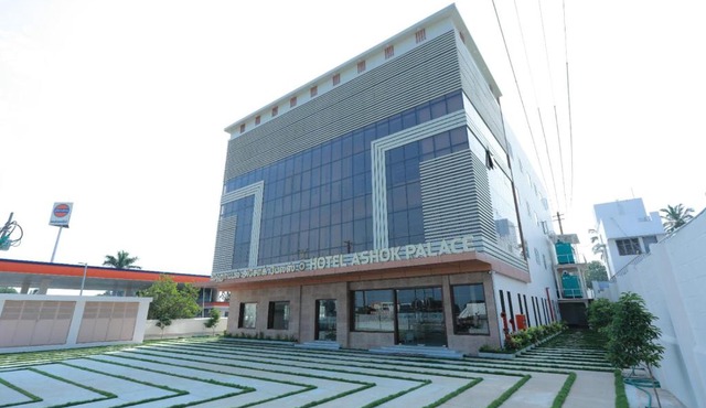 Hotel Ashok Palace