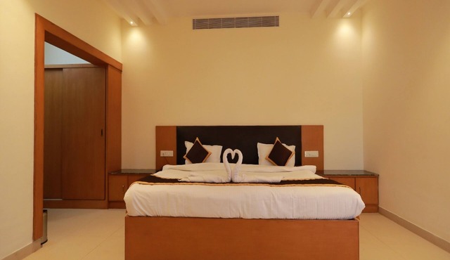 Hotel Ashok Palace