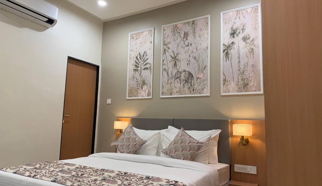 Hotel Aura By Arihant