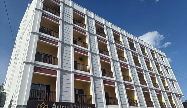 Hotel Auro Maison