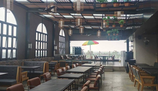 HOTEL AVINASH INTERNATIONAL