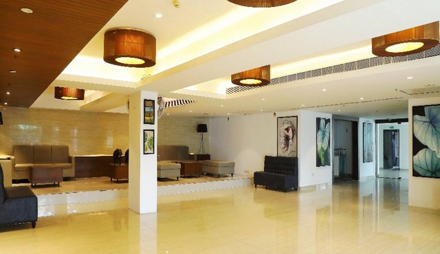 Hotel Banyan Palace