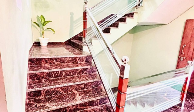 HOTEL BHAGWATI PALACE