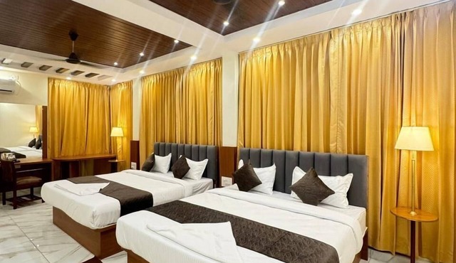 hotel boss palace