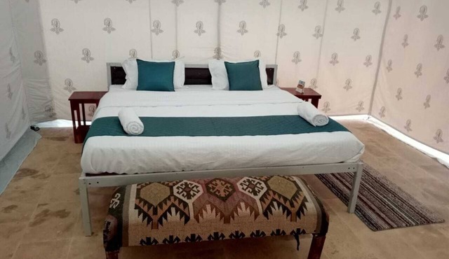 Hotel & Camp like Tent Stay