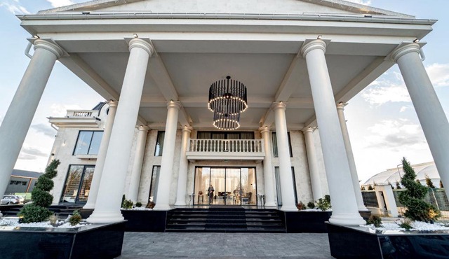 Hotel Caprice
