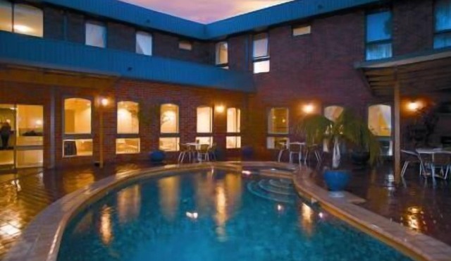 Hotel Cavalier in Wantirna South