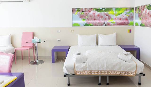 Hotel Christina Plus