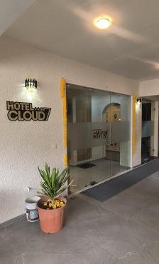 Hotel Cloud 7