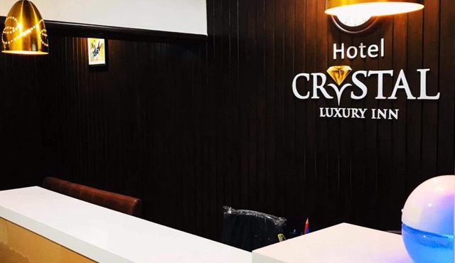 Hotel Crystal Luxury INN
