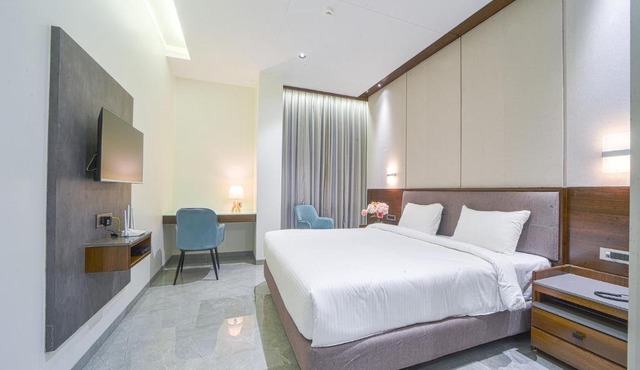 Hotel Devgiri Inn and Restaurant
