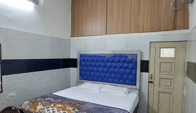 Hotel Dharma Hapur in Hapur