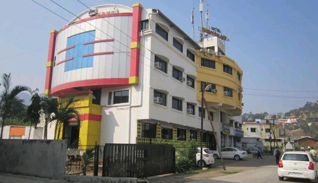 Hotel Dhruv Palace