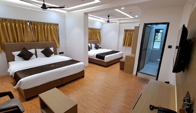 Hotel Dhruv Palace