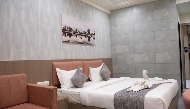Hotel Emirest
