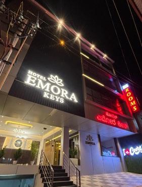 Hotel Emora Keys, 500 Mtrs From Madikeri Fort