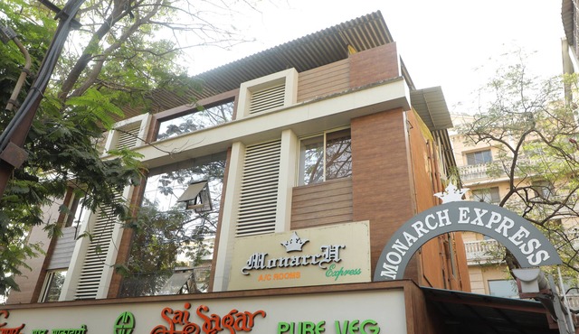 Hotel Express INN, Panvel