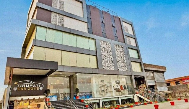 HOTEL G20 INN