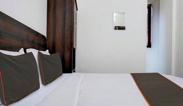 Hotel Gargi Galaxy