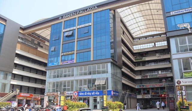 Hotel Gold Palace Inn