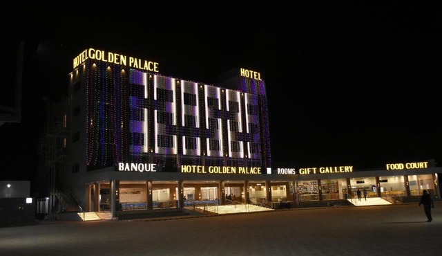 HOTEL GOLDEN PALACE & ROOMS